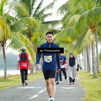 Runner Photo 4320942