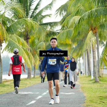 Runner Photo 4320943