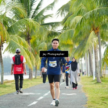 Runner Photo 4320945