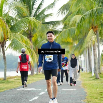 Runner Photo 4320947
