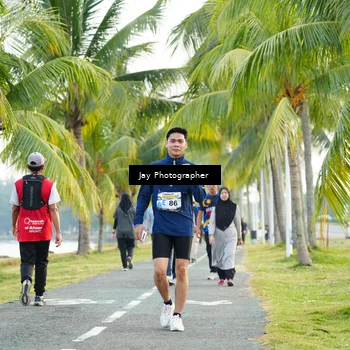 Runner Photo 4320952