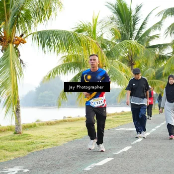 Runner Photo 4320957
