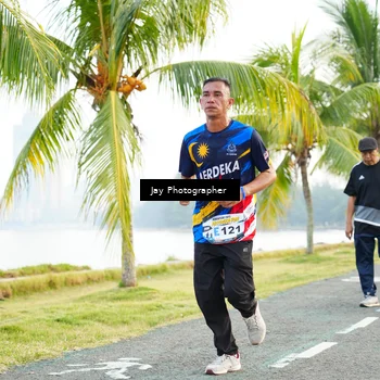 Runner Photo 4320960