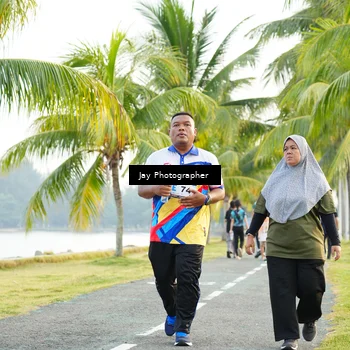 Runner Photo 4320965