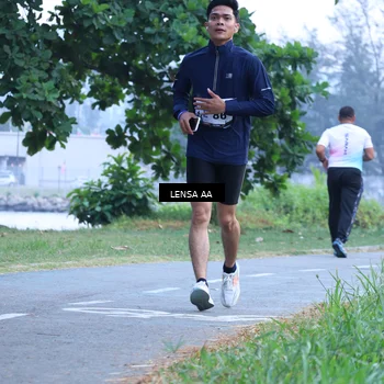 Runner Photo 4320970