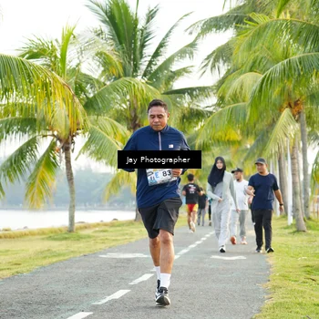Runner Photo 4320979