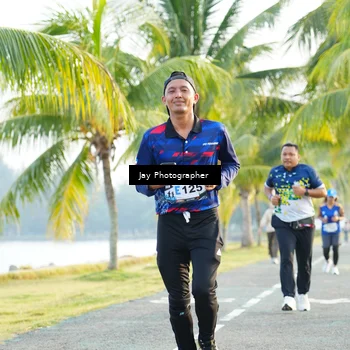 Runner Photo 4321003