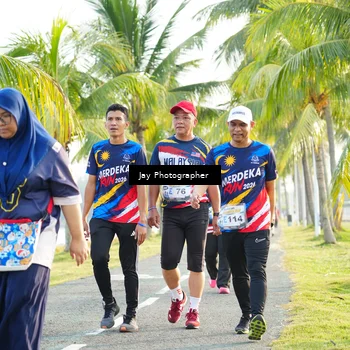 Runner Photo 4321041