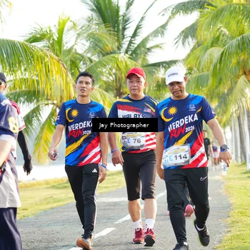 Runner Photo 4321043