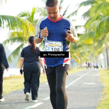 Runner Photo 4321096