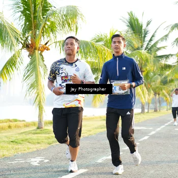 Runner Photo 4321114