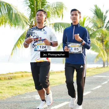 Runner Photo 4321119