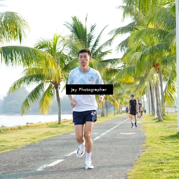 Runner Photo 4321149