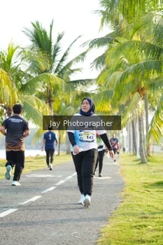 Runner Photo 4321235