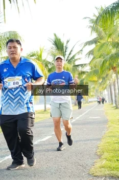 Runner Photo 4321384