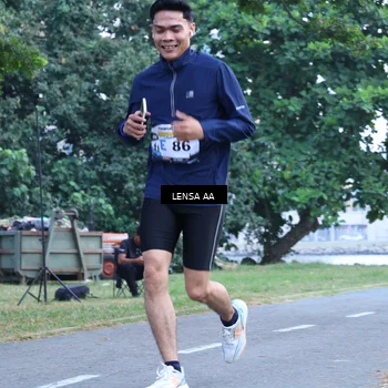 Runner Photo 4321394