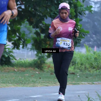 Runner Photo 4321397