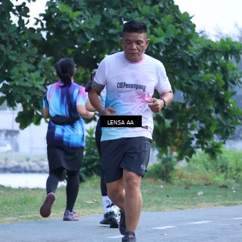 Runner Photo 4321411