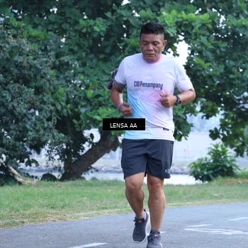 Runner Photo 4321414