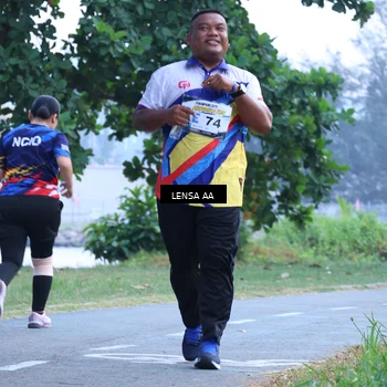 Runner Photo 4321417