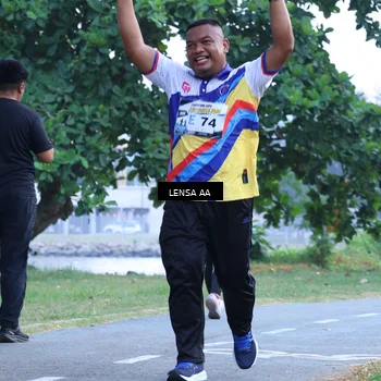 Runner Photo 4321418