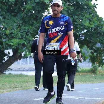 Runner Photo 4321433