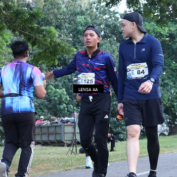 Runner Photo 4321446
