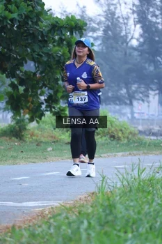 Runner Photo 4321450