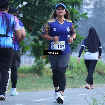 Runner Photo 4321454