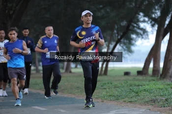 Runner Photo 4321469