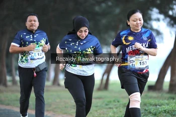 Runner Photo 4321475