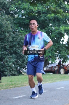 Runner Photo 4321512