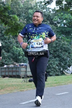 Runner Photo 4321527