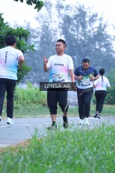 Runner Photo 4321530