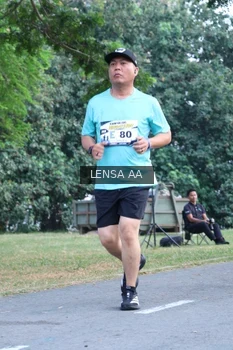 Runner Photo 4321578