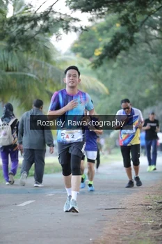 Runner Photo 4321612