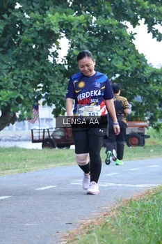 Runner Photo 4321625
