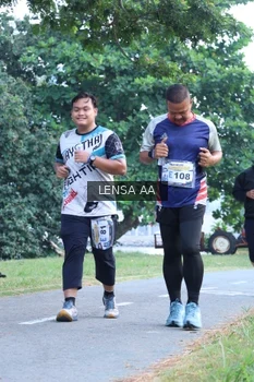 Runner Photo 4321646