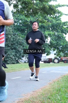 Runner Photo 4321651