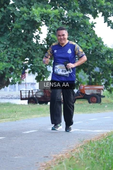 Runner Photo 4321656