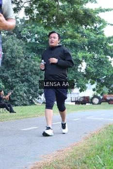 Runner Photo 4321657