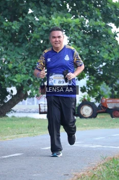 Runner Photo 4321660
