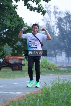 Runner Photo 4321669