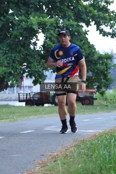 Runner Photo 4321671