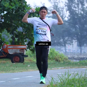 Runner Photo 4321673