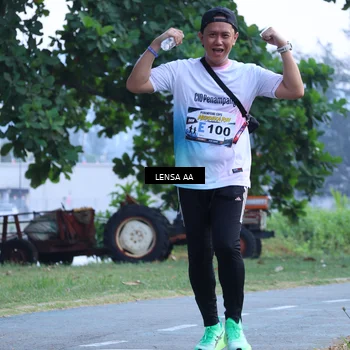 Runner Photo 4321674