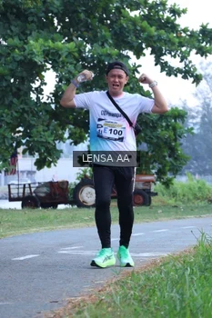 Runner Photo 4321678
