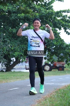 Runner Photo 4321684