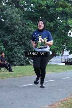 Runner Photo 4321686