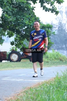 Runner Photo 4321690